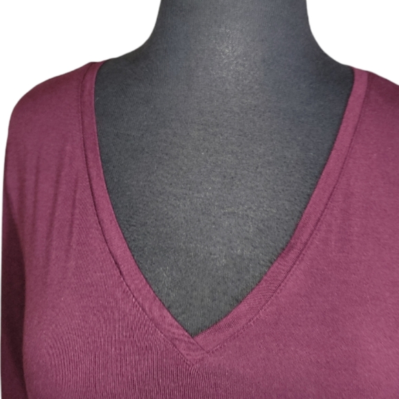 Motherhood maternity long sleeve burgundy top size medium - Picture 4 of 9